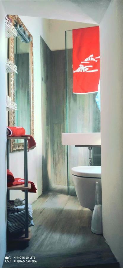 Luca'S Home سان جيمينيانو المظهر الخارجي الصورة
